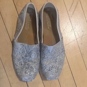 TOMS Silver Lace & Sequin Slip-On Flats